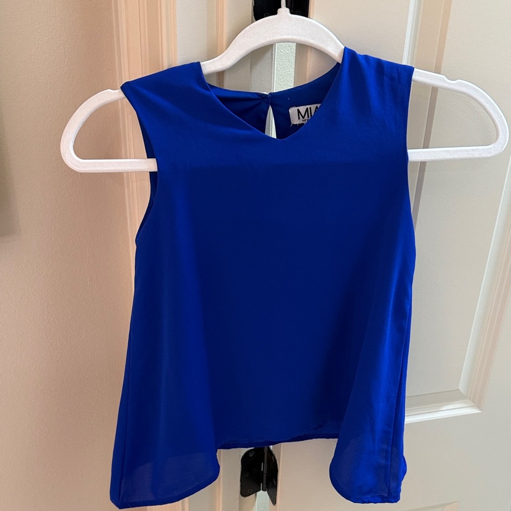 Mia New York size small Blue Sleeveless Top